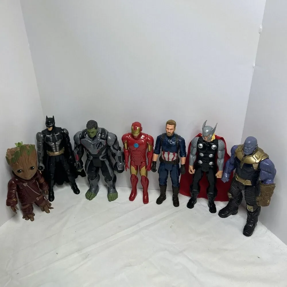 🔥Lot of 7 - Hasbro Marvel & DC 12